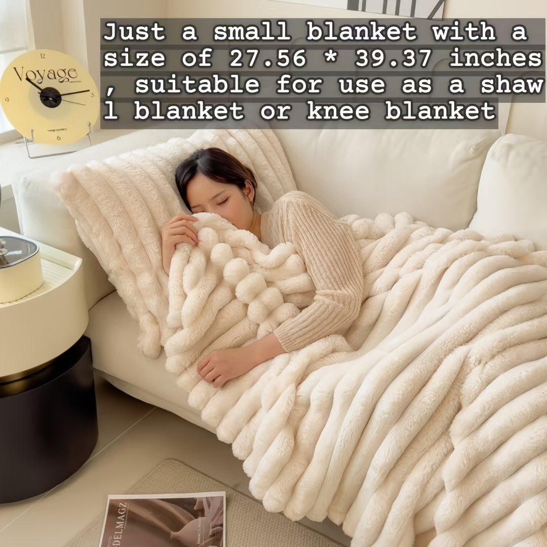 Luxurious Faux Rabbit Fur Throw Blanket - Soft, Warm & Cozy